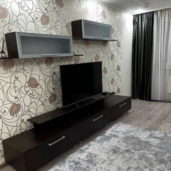 Сдается 1-комнатная квартира, 50 м²