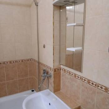 Сдается 1-комнатная квартира, 44 м²