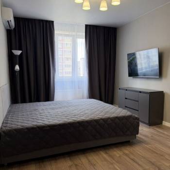 Сдается 1-комнатная квартира, 37 м²
