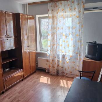 Сдается 1-комнатная квартира, 37 м²