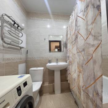 Сдается 1-комнатная квартира, 38 м²