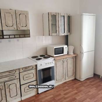Сдается 1-комнатная квартира, 51 м²