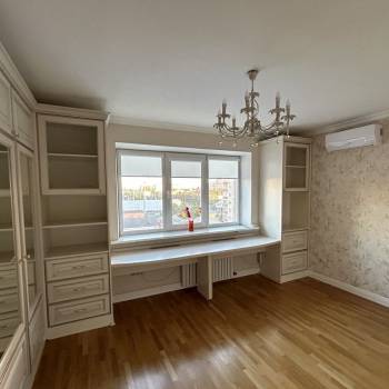Продается 3-х комнатная квартира, 102 м²