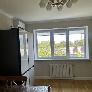 Продается 3-х комнатная квартира, 102 м²