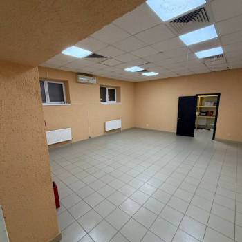 Сдается Нежилое помещение, 102 м²