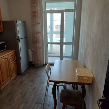 Сдается 1-комнатная квартира, 39 м²