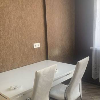 Сдается 1-комнатная квартира, 43 м²