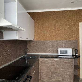 Сдается 1-комнатная квартира, 43 м²