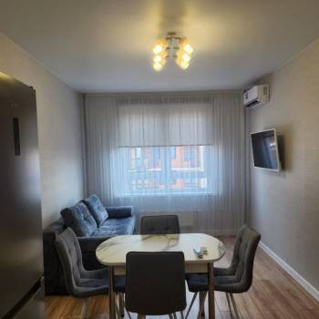 Сдается 1-комнатная квартира, 37 м²