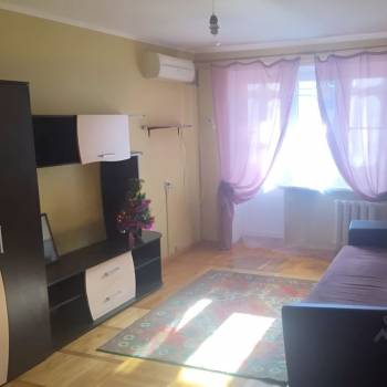 Сдается 1-комнатная квартира, 35 м²