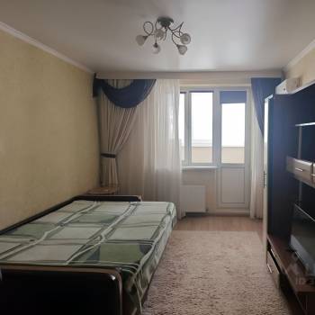 Сдается 1-комнатная квартира, 40 м²