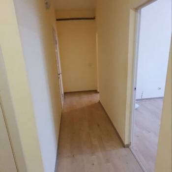 Продается 1-комнатная квартира, 51,6 м²