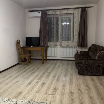 Сдается 1-комнатная квартира, 45 м²