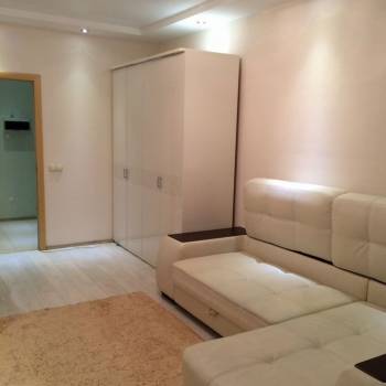 Сдается 1-комнатная квартира, 44 м²