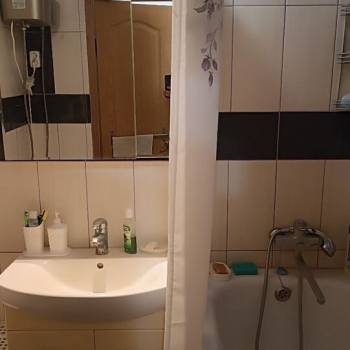 Продается 1-комнатная квартира, 43 м²