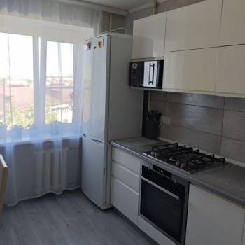 Продается 3-х комнатная квартира, 64 м²