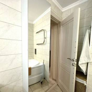 Продается 2-х комнатная квартира, 56,5 м²