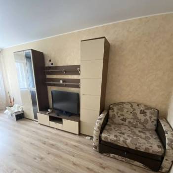 Сдается 1-комнатная квартира, 46 м²