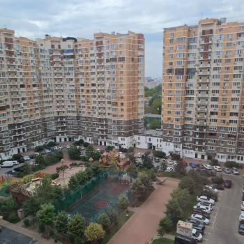 Продается 2-х комнатная квартира, 107 м²