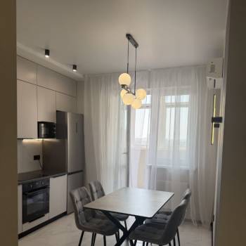 Продается 1-комнатная квартира, 44 м²
