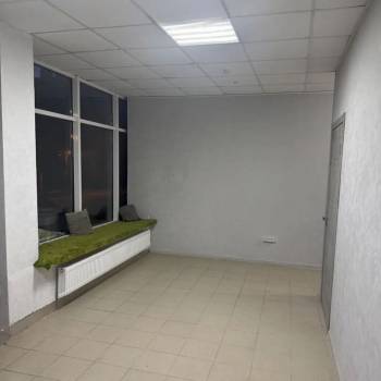 Продается Нежилое помещение, 77 м²