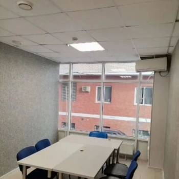 Продается Нежилое помещение, 77 м²
