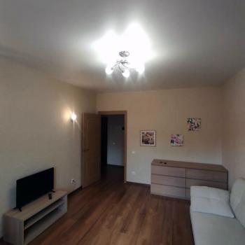 Сдается 1-комнатная квартира, 37 м²
