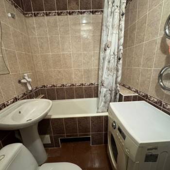 Сдается 1-комнатная квартира, 39 м²