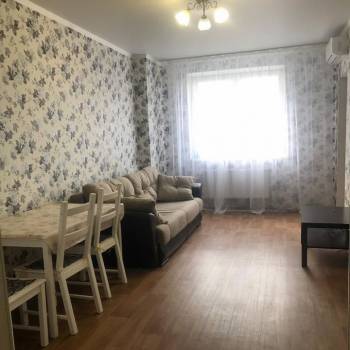 Сдается 1-комнатная квартира, 43 м²