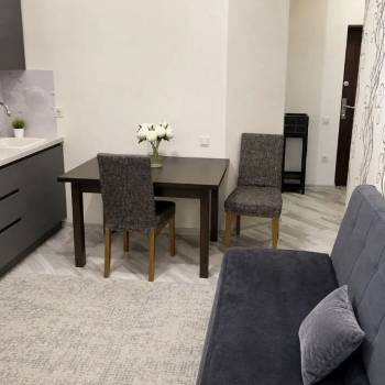 Продается 1-комнатная квартира, 40,9 м²