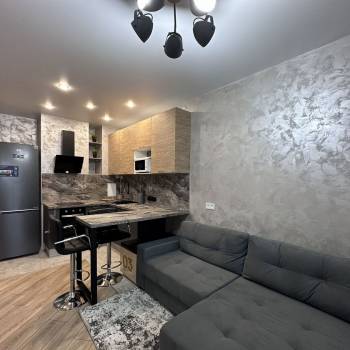 Сдается 1-комнатная квартира, 42 м²
