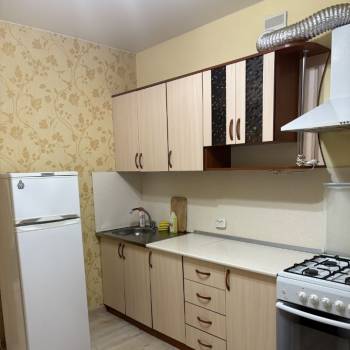 Сдается 1-комнатная квартира, 35 м²