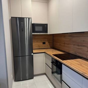 Сдается 1-комнатная квартира, 50 м²