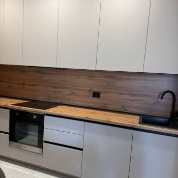 Сдается 1-комнатная квартира, 50 м²