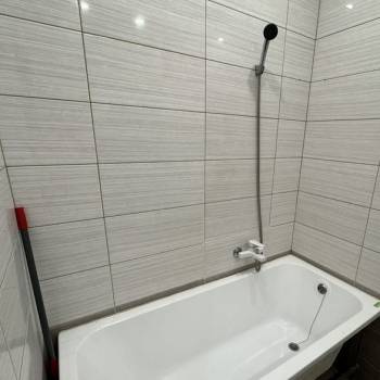 Продается 1-комнатная квартира, 32 м²