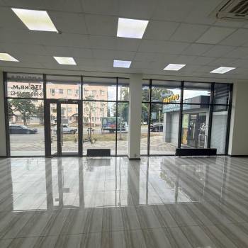 Сдается Нежилое помещение, 136 м²