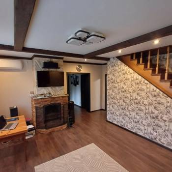 Продается Дом, 214 м²