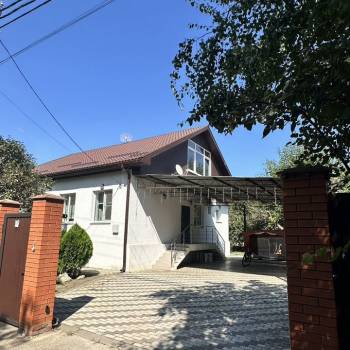 Сдается Дом, 200 м²