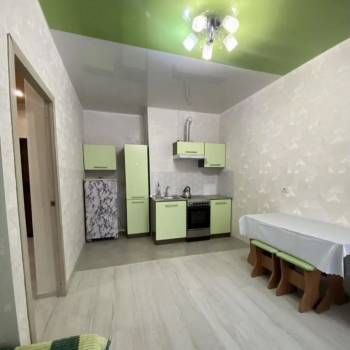 Сдается 1-комнатная квартира, 43 м²