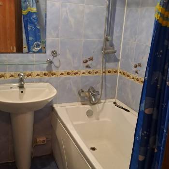 Сдается Многокомнатная квартира, 60 м²