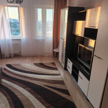 Сдается 2-х комнатная квартира, 64 м²