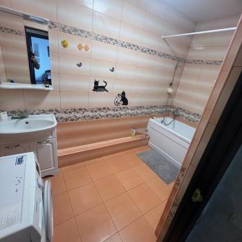 Сдается 2-х комнатная квартира, 63 м²