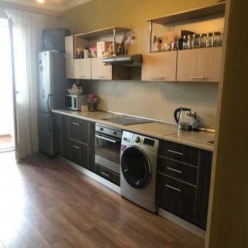 Сдается 1-комнатная квартира, 58 м²