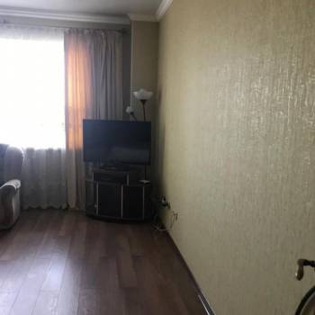Сдается 1-комнатная квартира, 58 м²