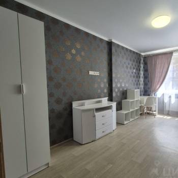 Сдается Многокомнатная квартира, 85 м²