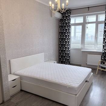 Сдается 1-комнатная квартира, 42 м²