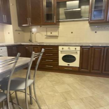Сдается Многокомнатная квартира, 105 м²