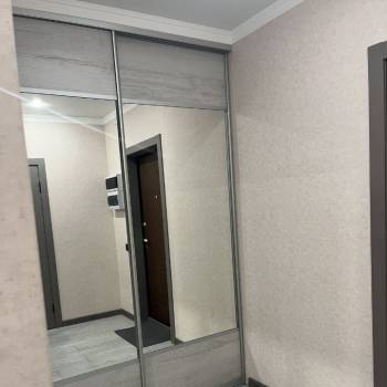 Сдается 1-комнатная квартира, 52 м²