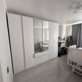 Продается 1-комнатная квартира, 66,6 м²