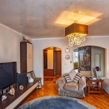 Продается Многокомнатная квартира, 97 м²
